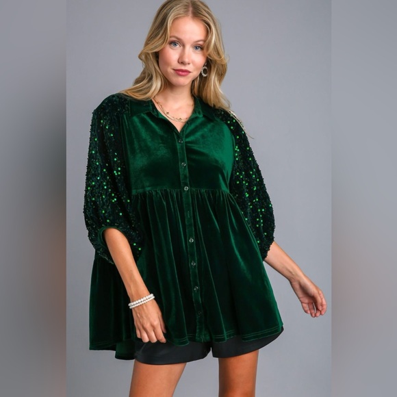 Umgee Dresses & Skirts - Umgee Sequin Detail Tiered Back Half Sleeve Shirt